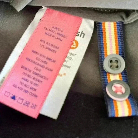 Modern Ambition  - Esteem Relaxed Dress Shirt - Size Medium - Picture 9 of 12